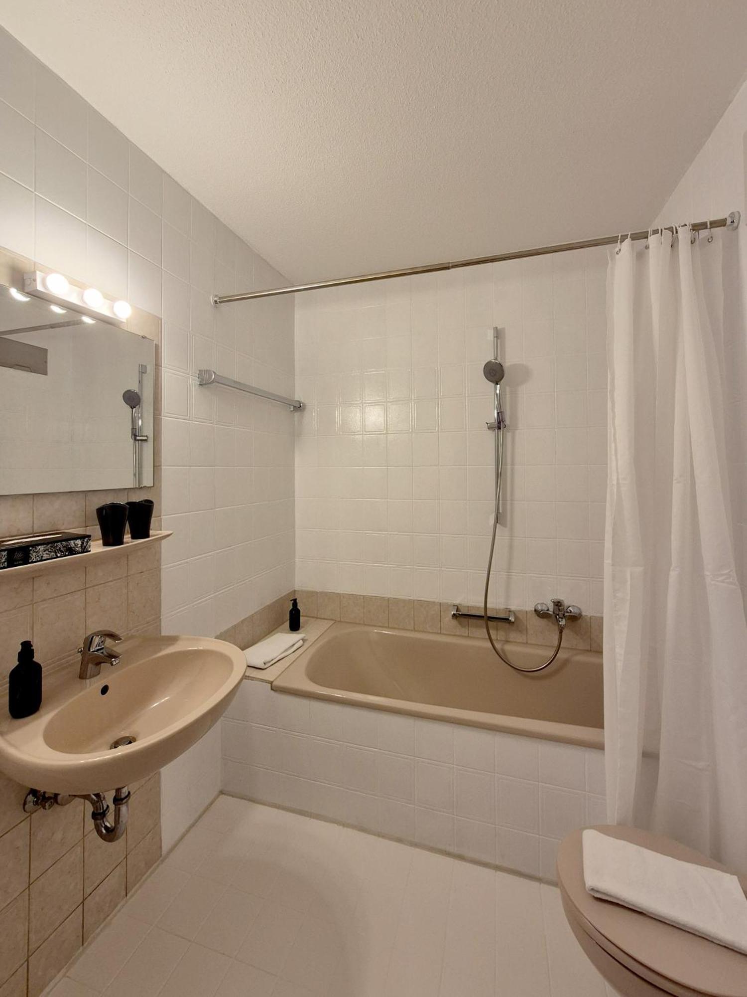 לינדאו Hotel Schachener Hof מראה חיצוני תמונה